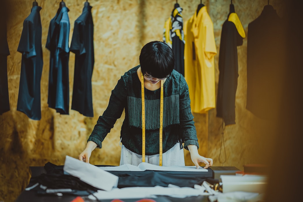 Part 2. S. 15 | Wear The Print Of The Season In Your DIY Tartan Dress | DIY Clothing Tutorial
