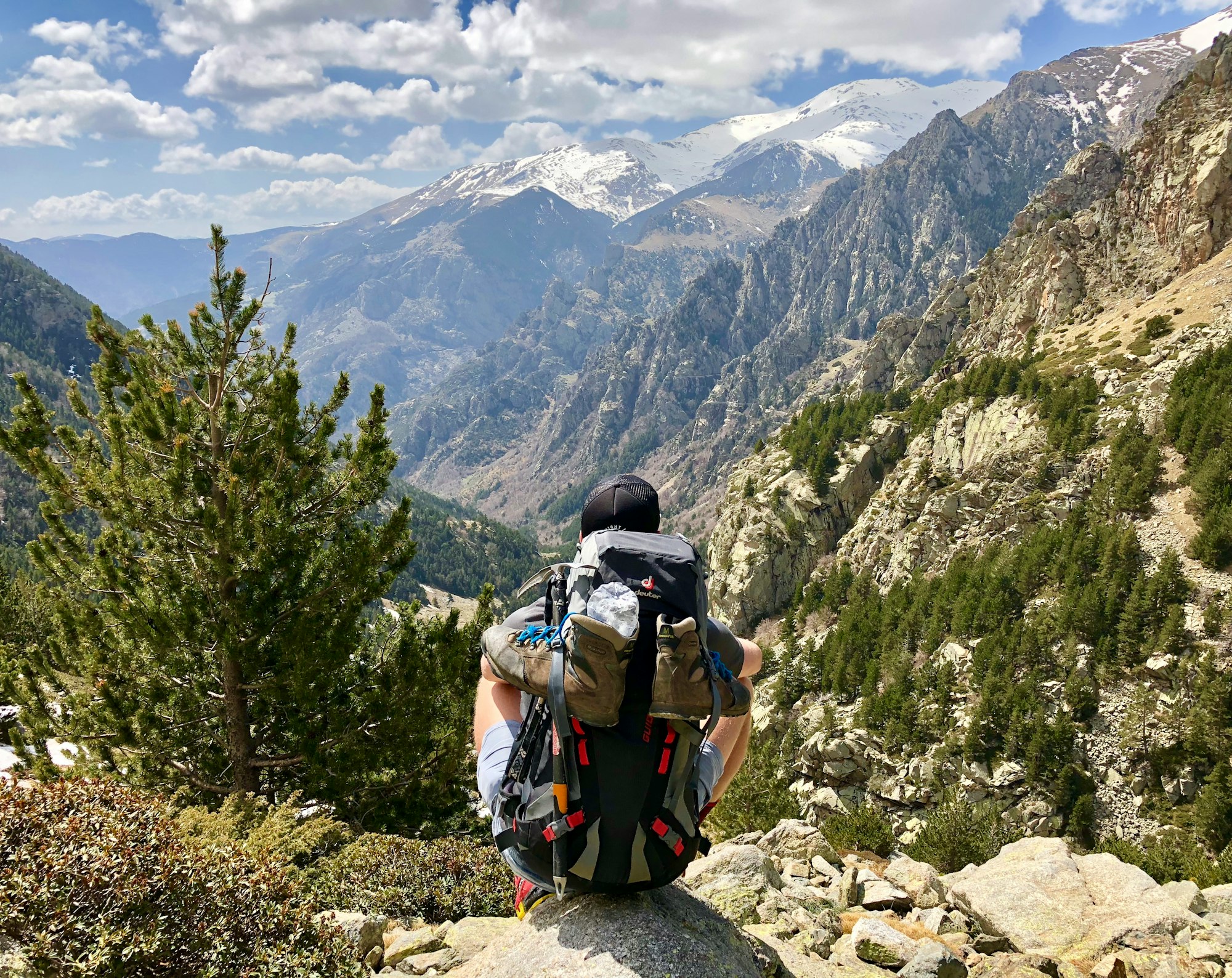 This is the picture to finally say hello to the best part of the year for Hiking and Mountain Sports… Spring! Amazing Hike!