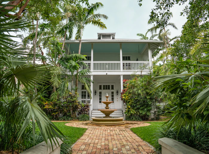 Side entrance and driveway of Canal View Cottage in Palm Harbor, Palm Coast FL