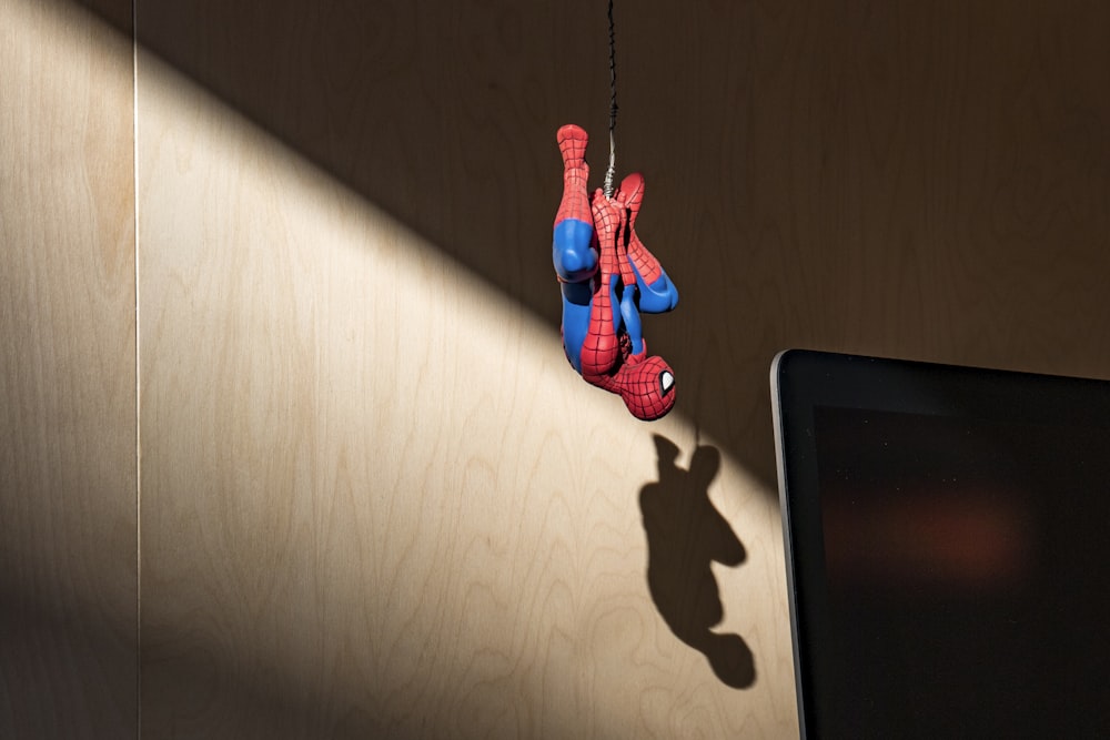 Figura de acción colgante de Spider-Man