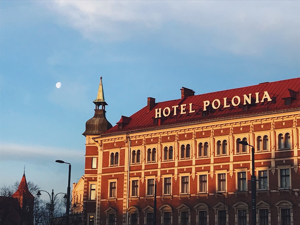 Hotel Polonia building