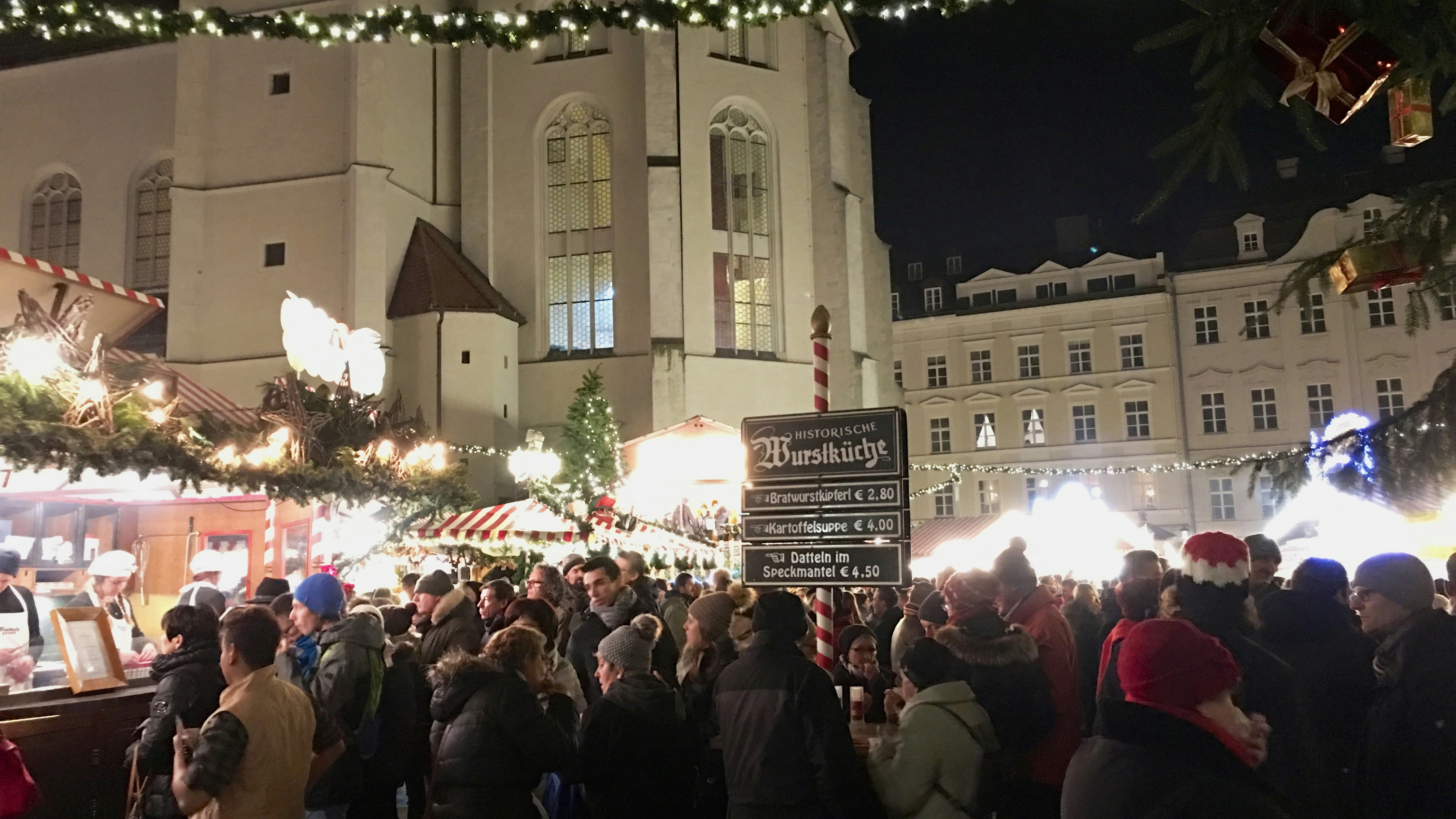 Celebrating the Weekend: Houston's Festive Christmas Events on December 12, 2025