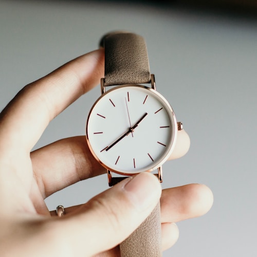 Minimalist Analog Watch