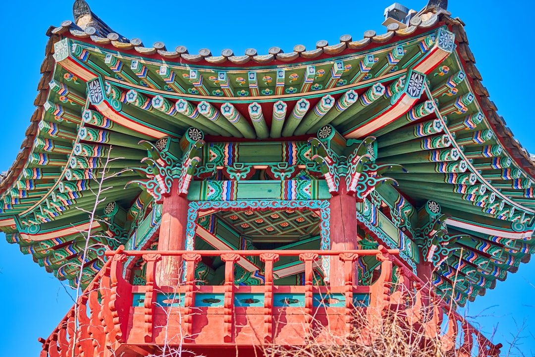 green and red temple