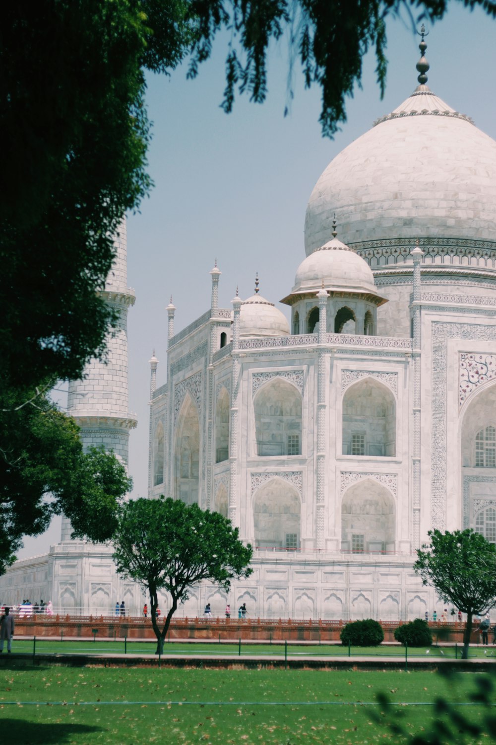 white dome concrete building