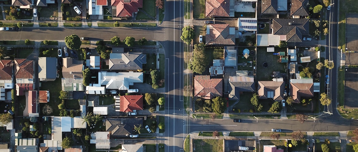 top-view photography of houses at daytime