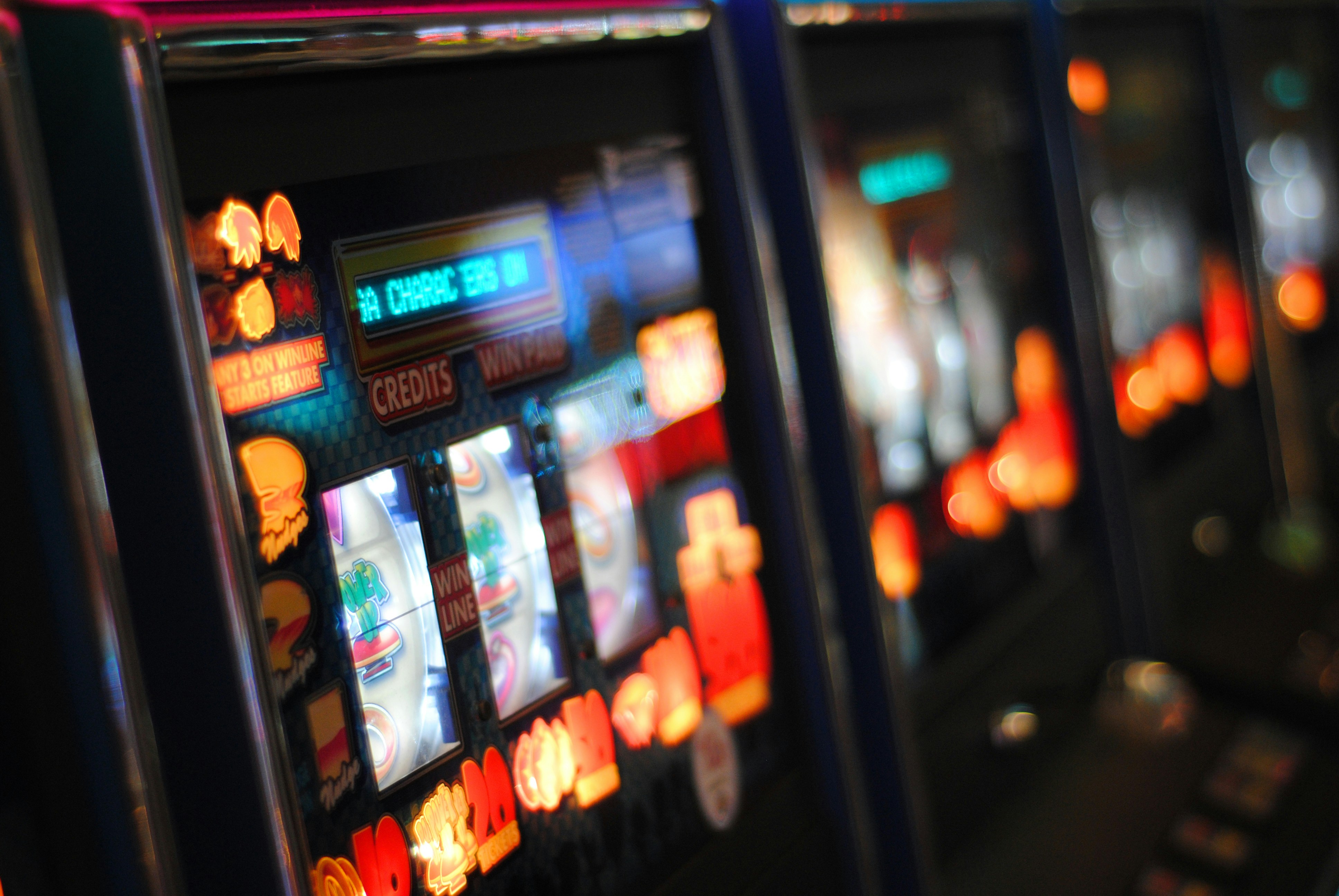 Beats, Reels, and the Invisible Conductor: How Slot Audio Is Quietly Running Your Play Session