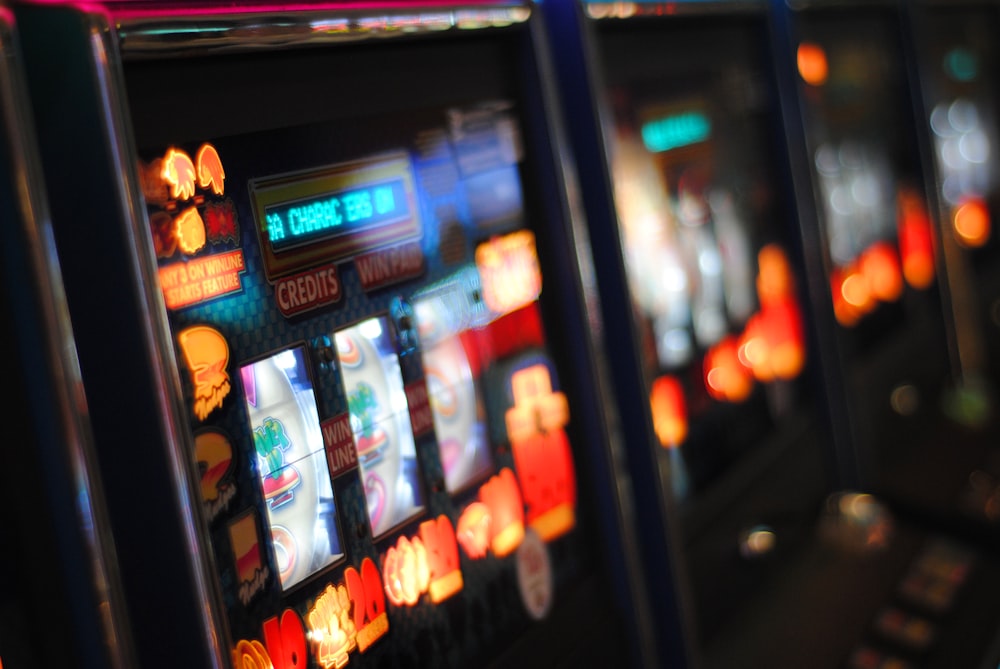 Slots Pictures | Download Free Images on Unsplash