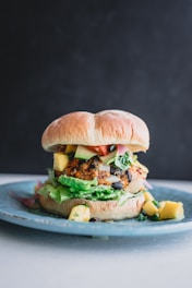 shallow focus photo of hamburger