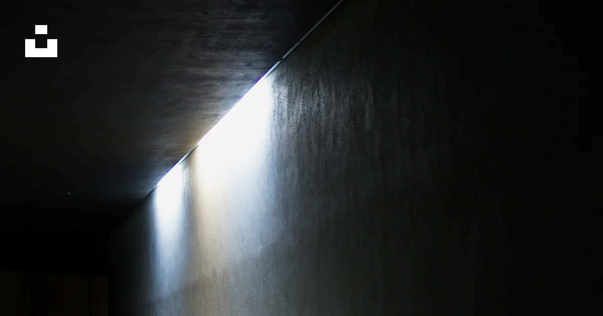 Dim Lighted Dim lighted room photo – Free Background Image on Unsplash