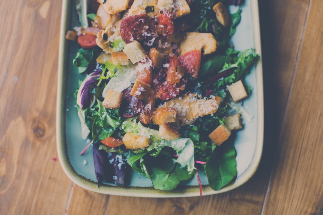 vegetable salad on plate