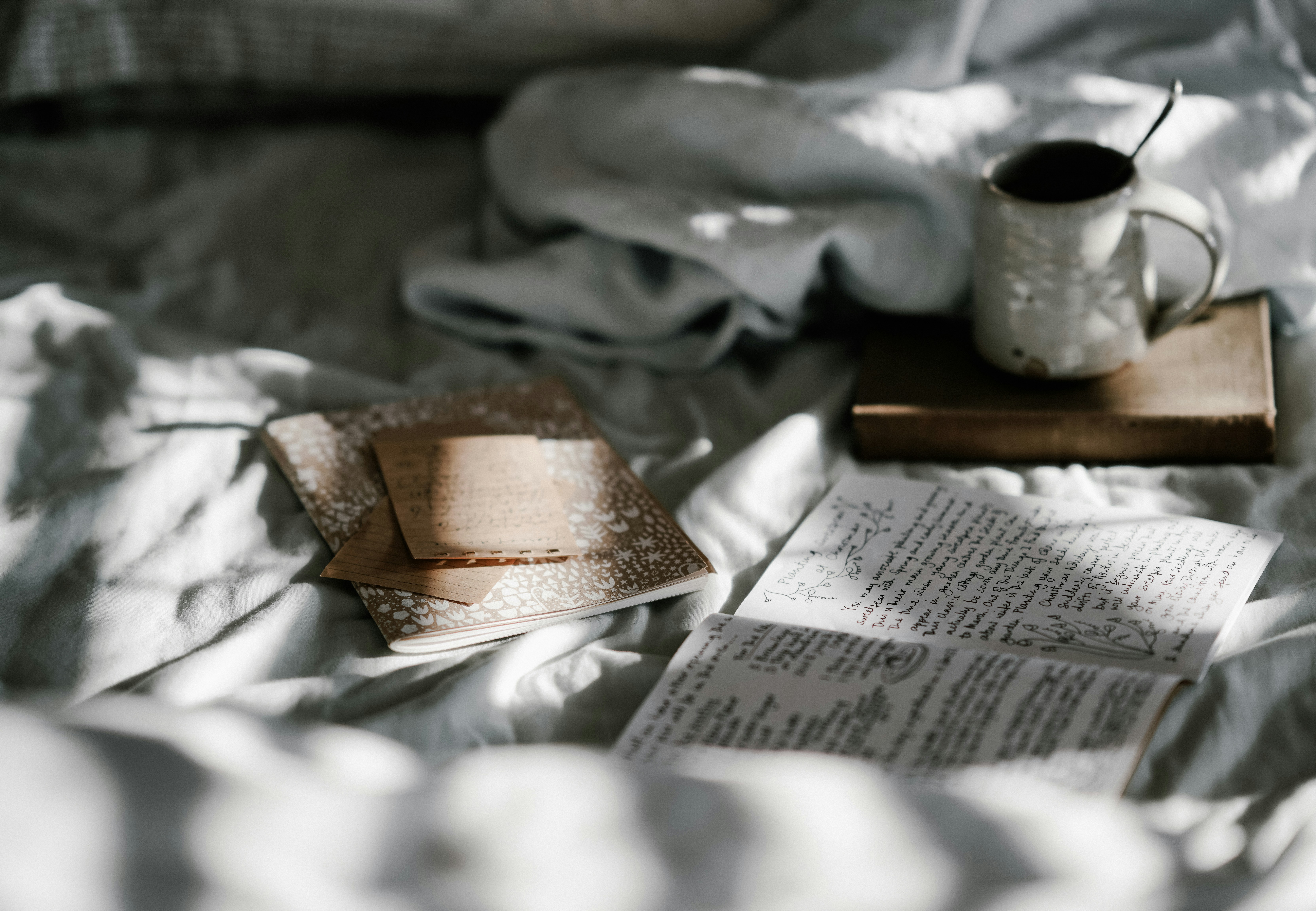 How to Build a Morning Routine That Actually Lasts (No Guilt Required)