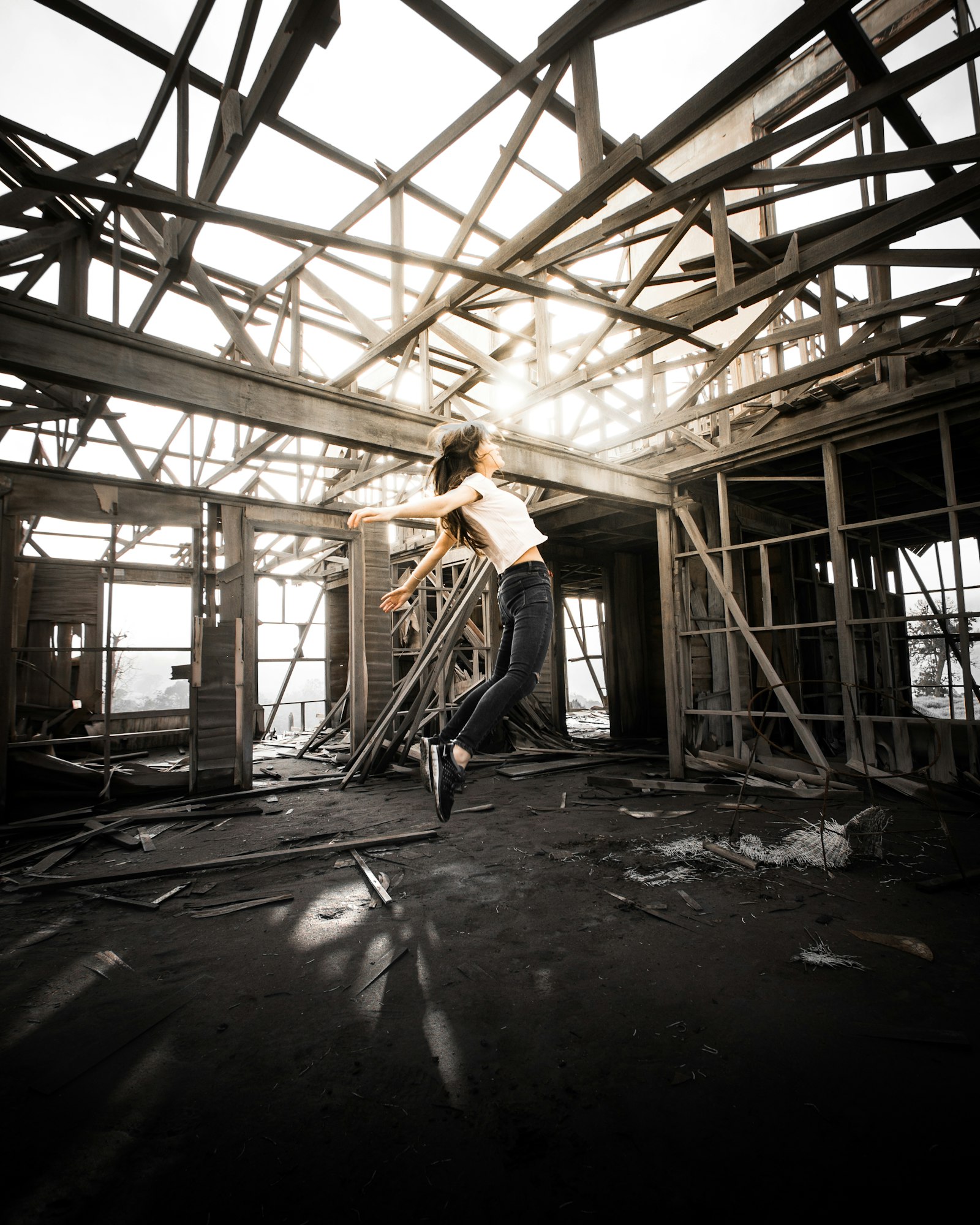 Canon EF-S 10-22mm F3.5-4.5 USM sample photo. Woman jumping photography