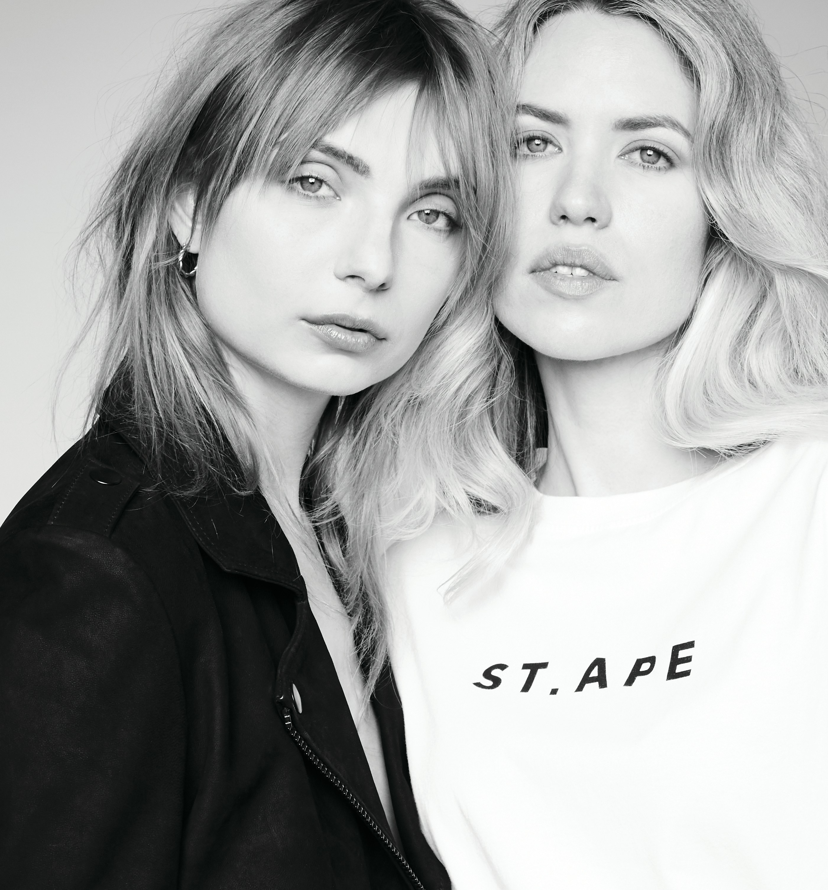 Many people confuse apes with monkeys, but they are quite different. Only a few are genius. Men & women collection available now #saintape saint-ape.com Photographer: Hessel Waalewijn Creative Director: Frank Uyt den Bogaard Agency: Flirt Creativity Hair: Anthony Tevreden Make-up: Suus Harrison Producer: Anna Smolovyk model: Eva vd Panne / Marielle van Schie