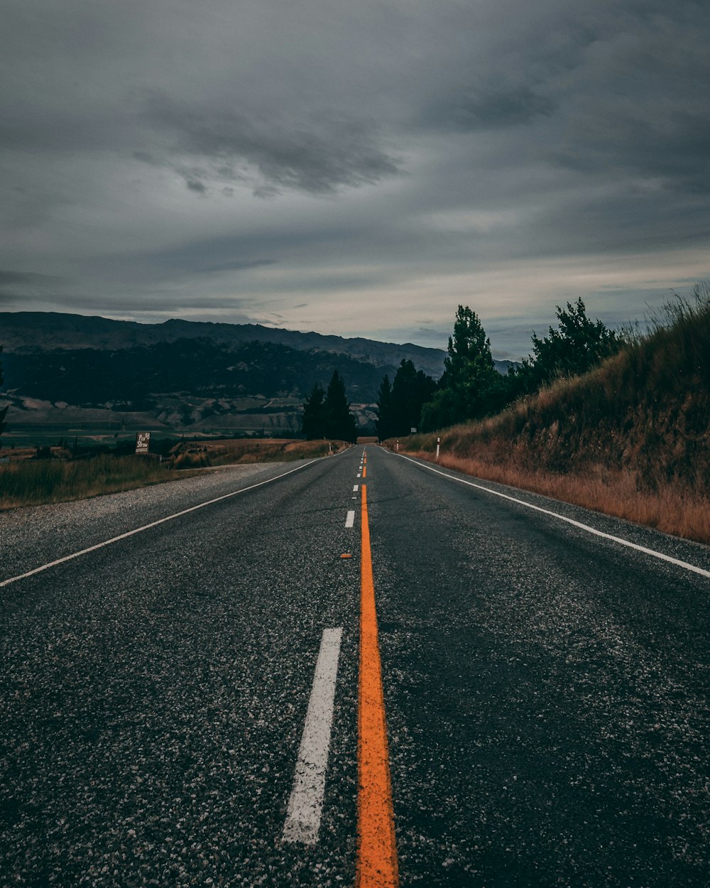 Fotografía de paisaje de la autopista