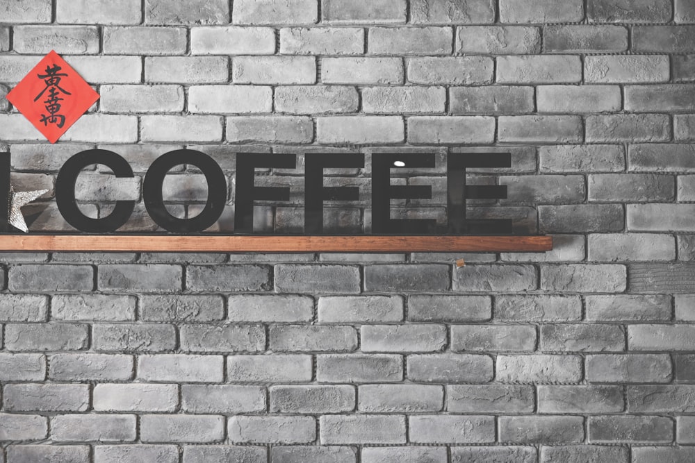 decoração de letras independentes de café