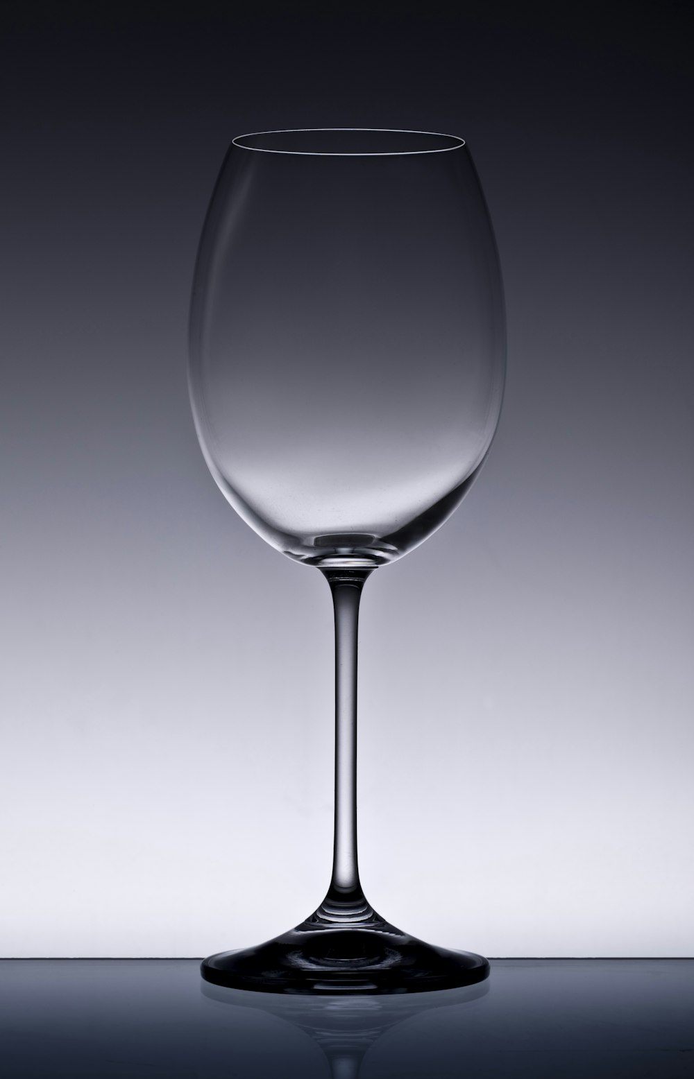 verre à vin transparent
