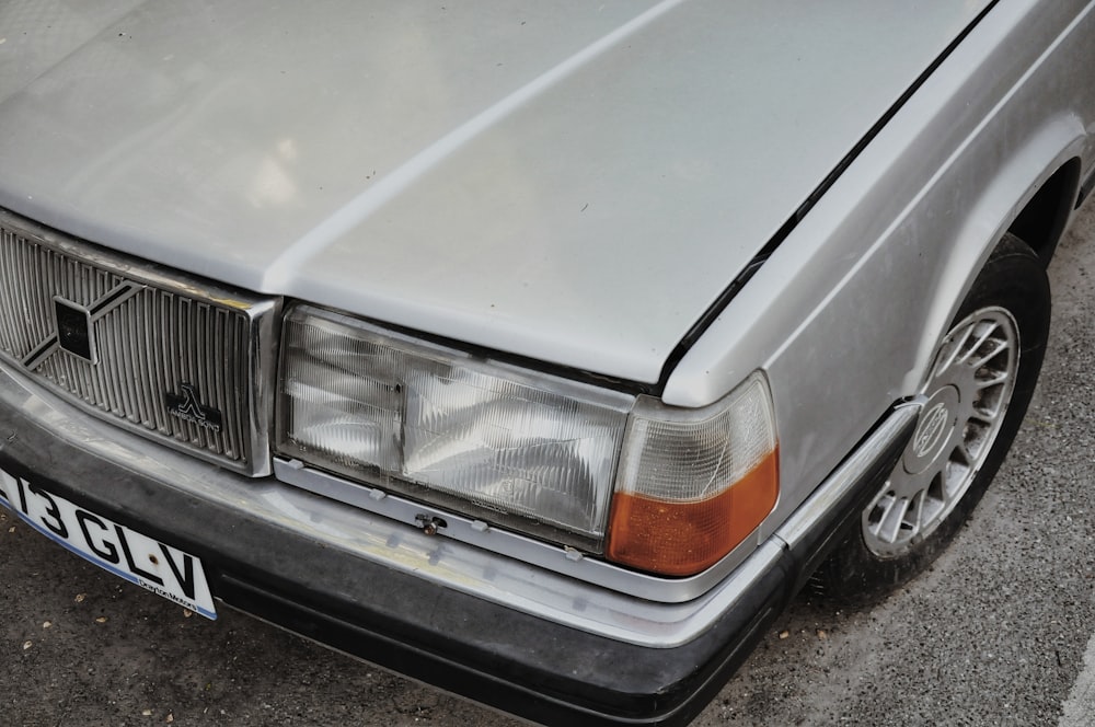 close up photo of silver Volvo car