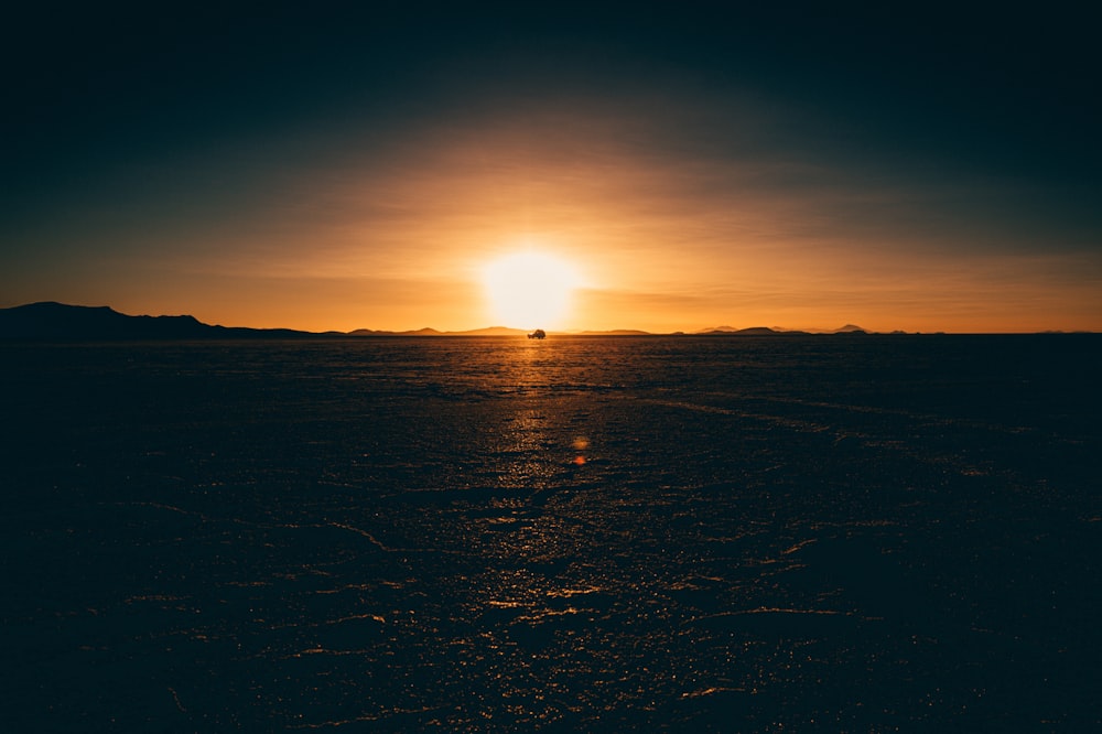 fotografia de silhueta da terra