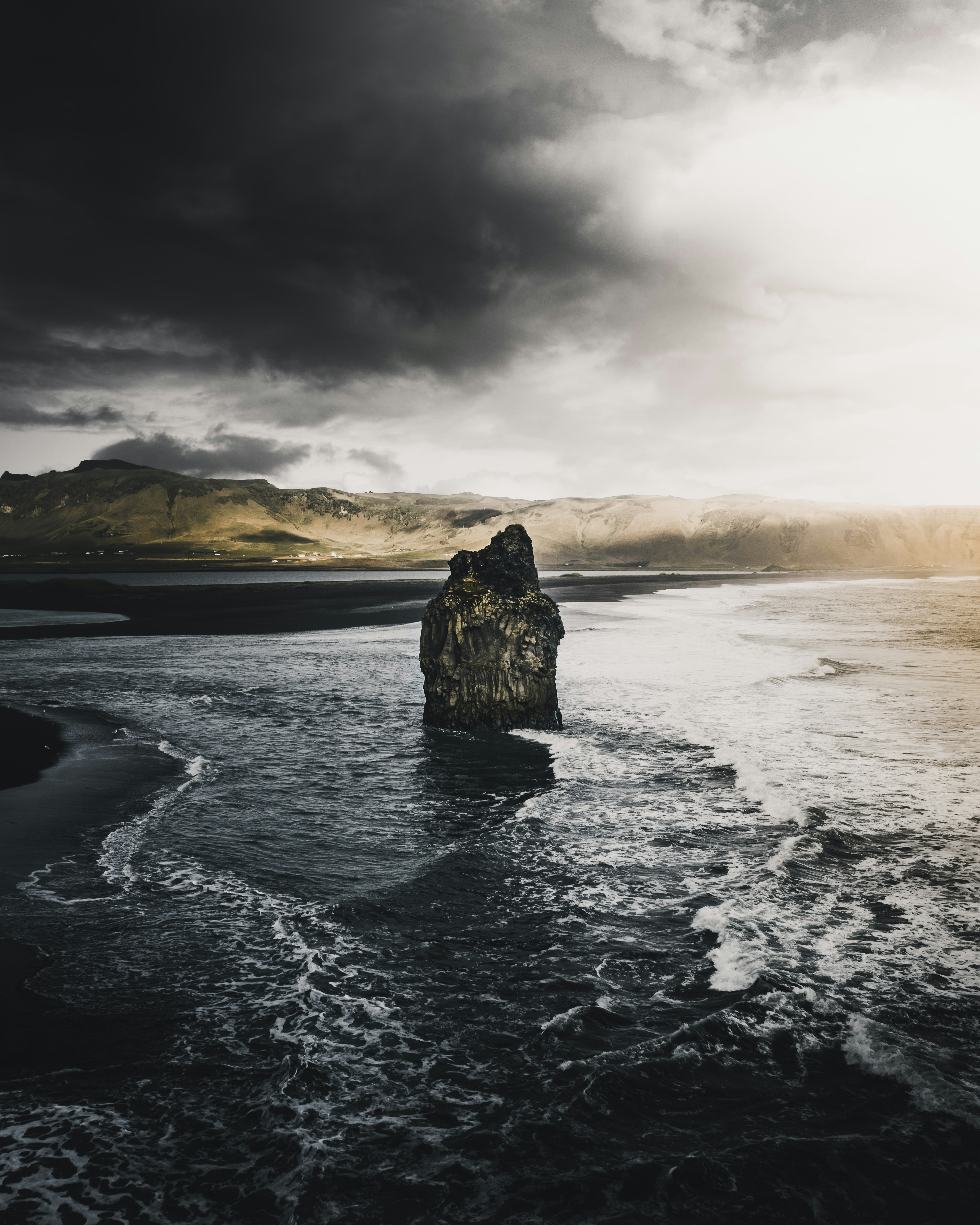Moody Icelandic Coast vibes
