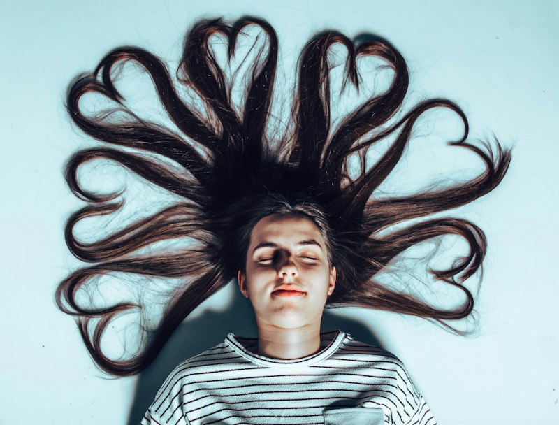 The Texturizing Trick That Makes Thin Hair Look Thicker