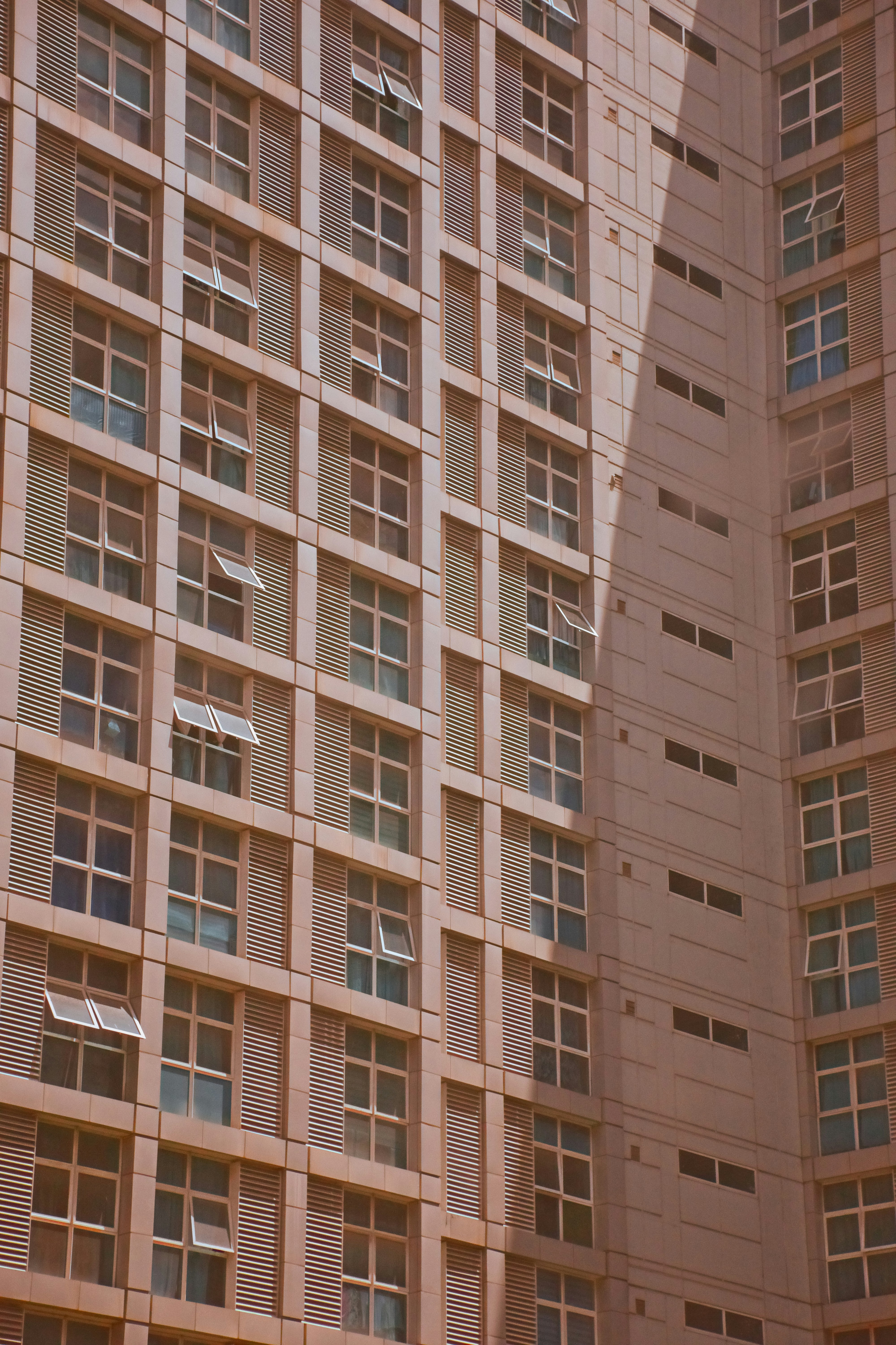 brown and white concrete building