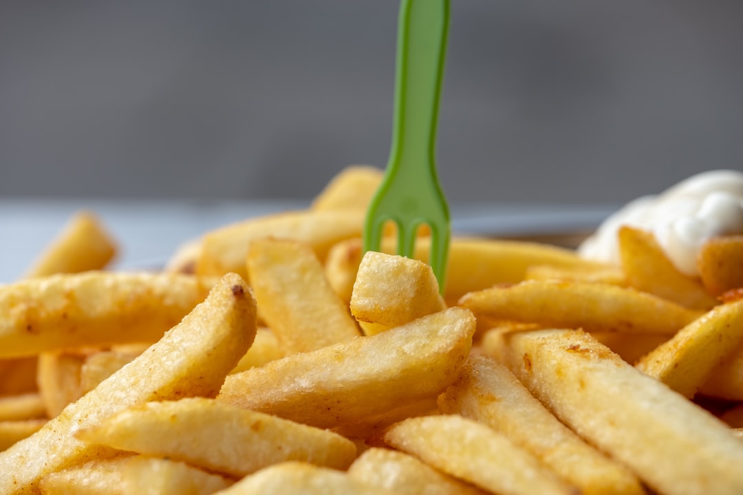 french fries.  yummy!
