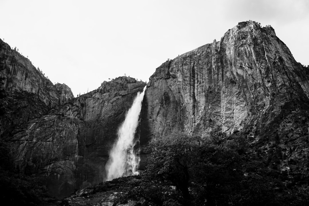 Waterfall photo spot Yosemite National Park, Yosemite Falls Yosemite Valley