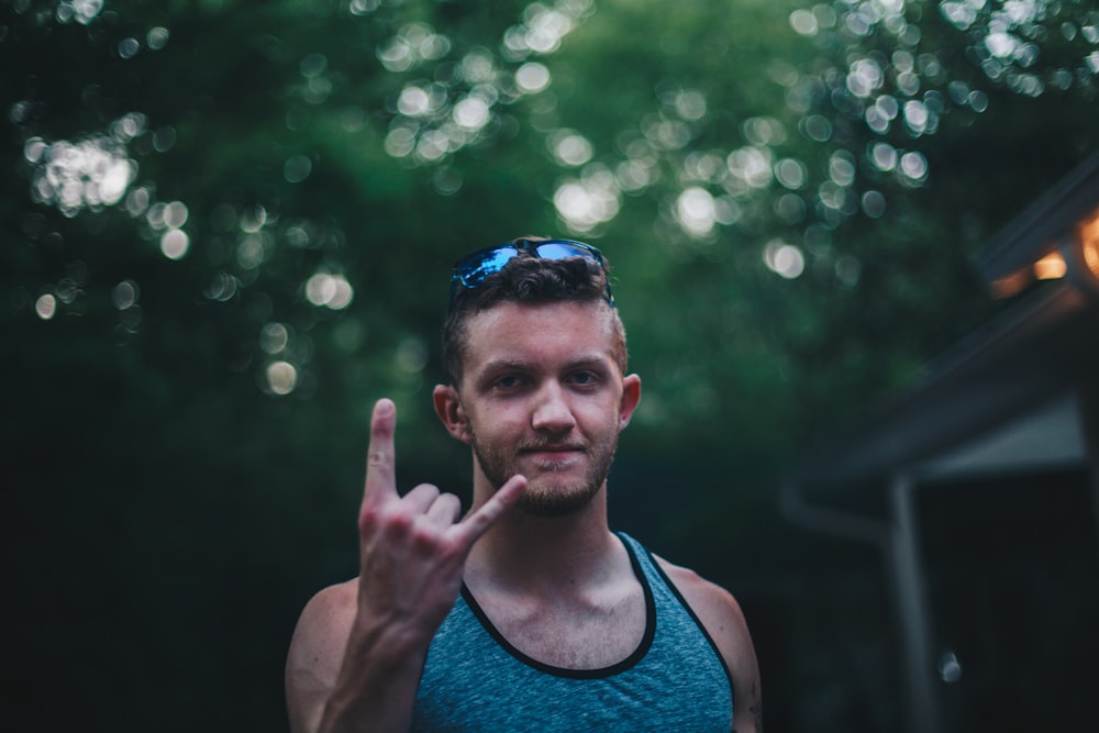 men's teal tank top