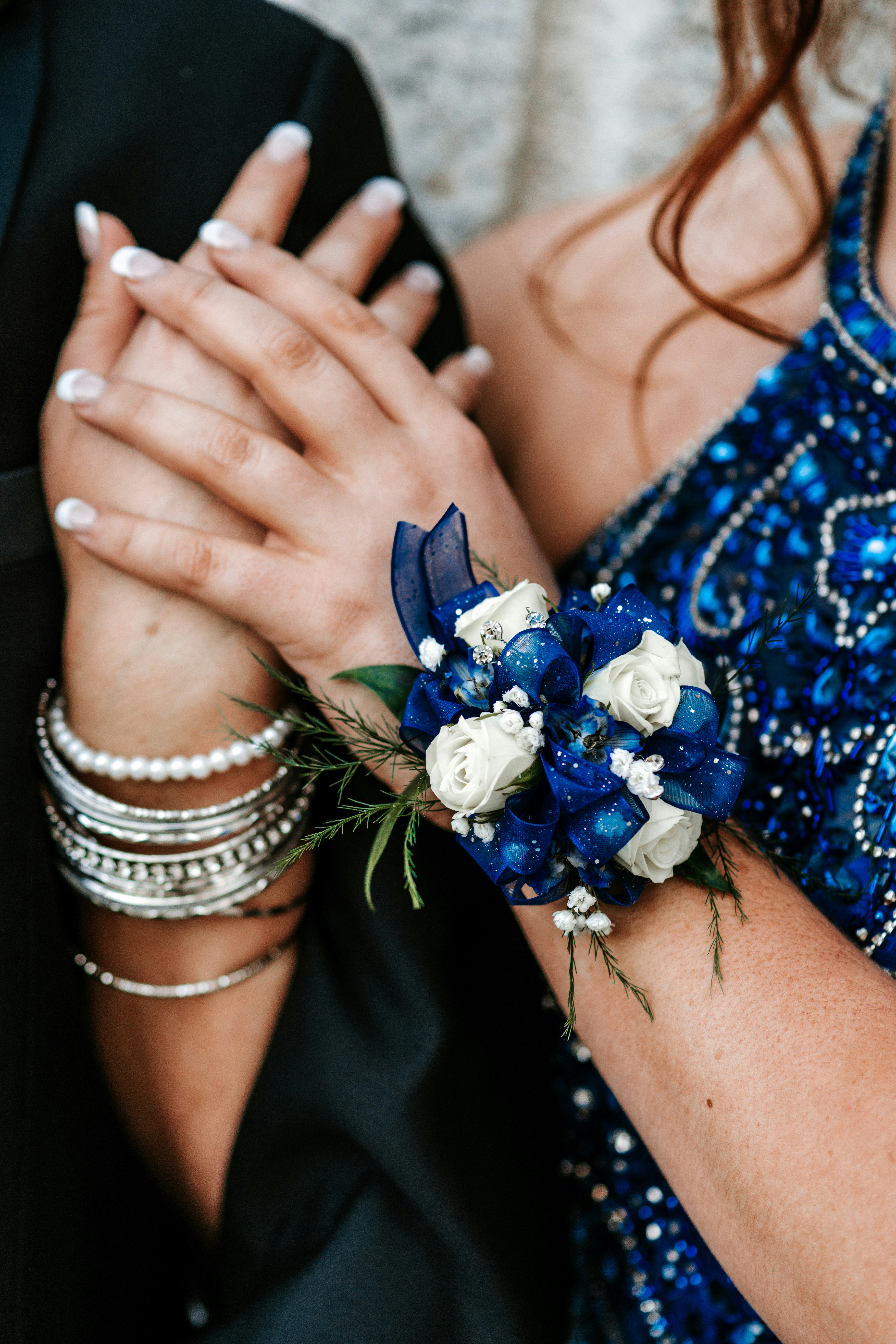 hands