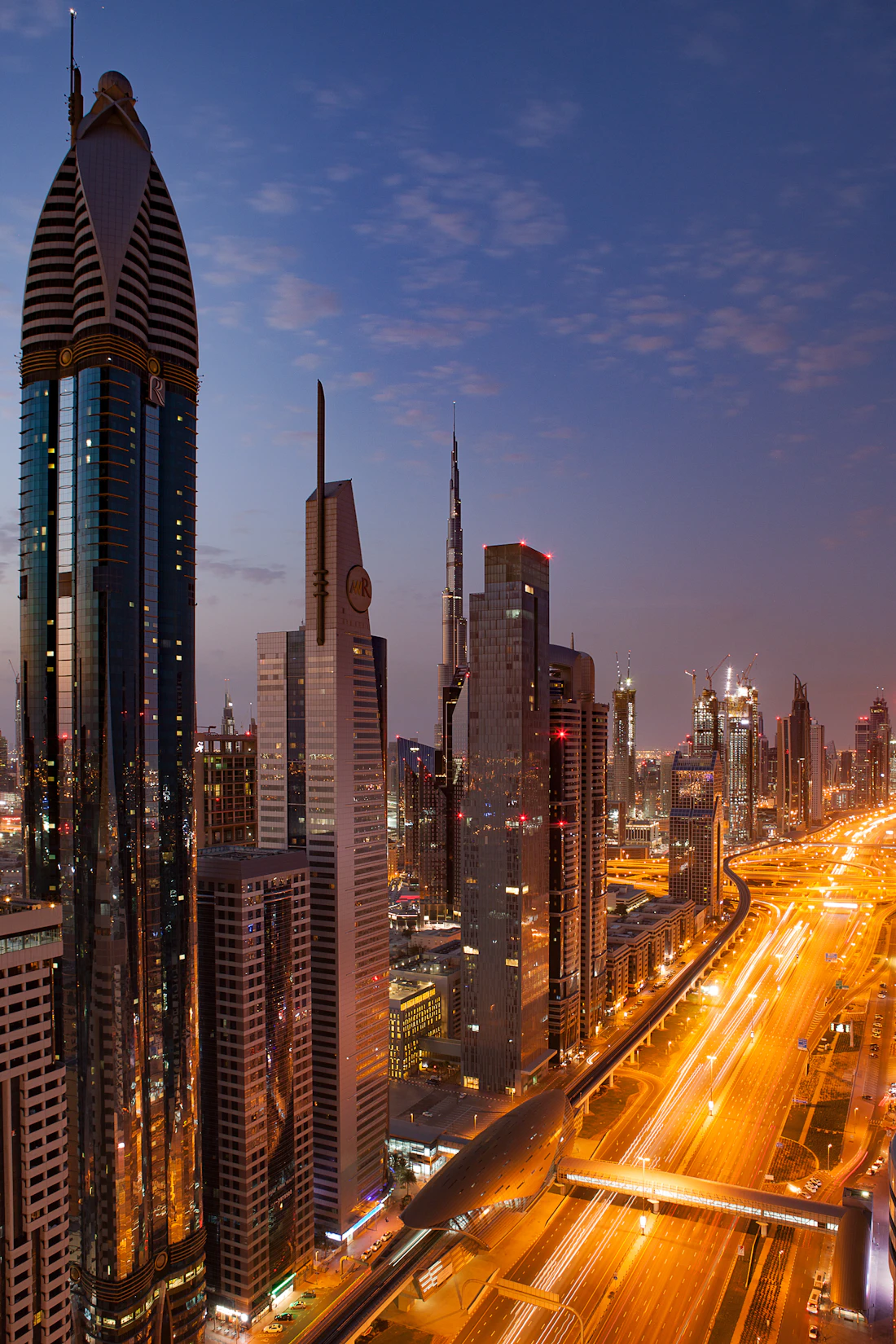 Dubai high-rise architecture