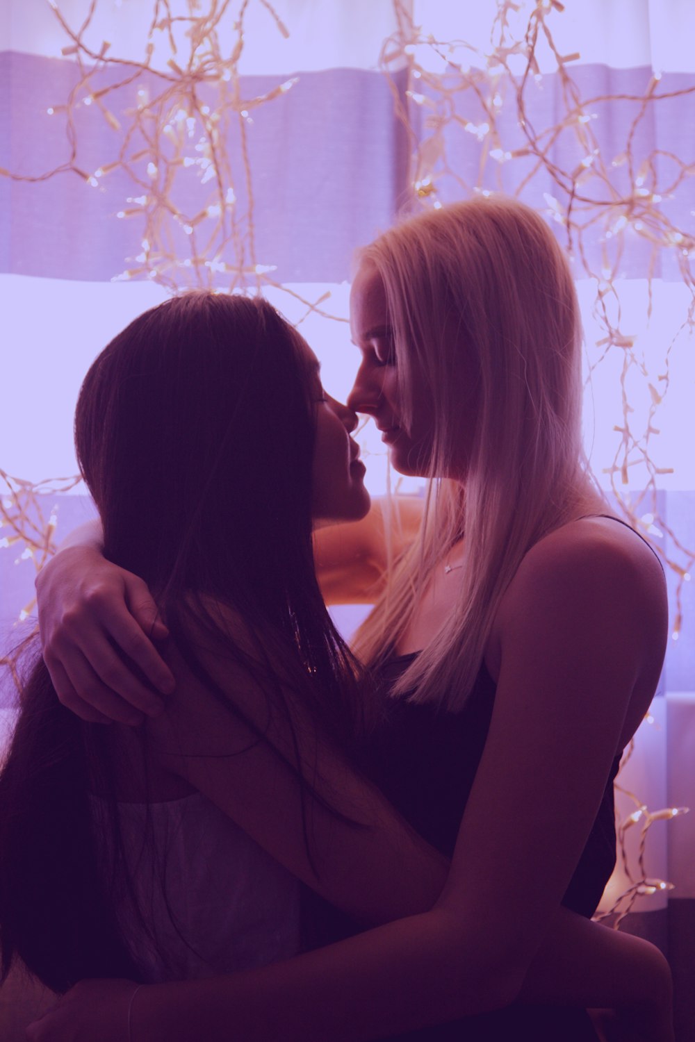 500+ Lesbian Girl Pictures | Download Free Images on Unsplash