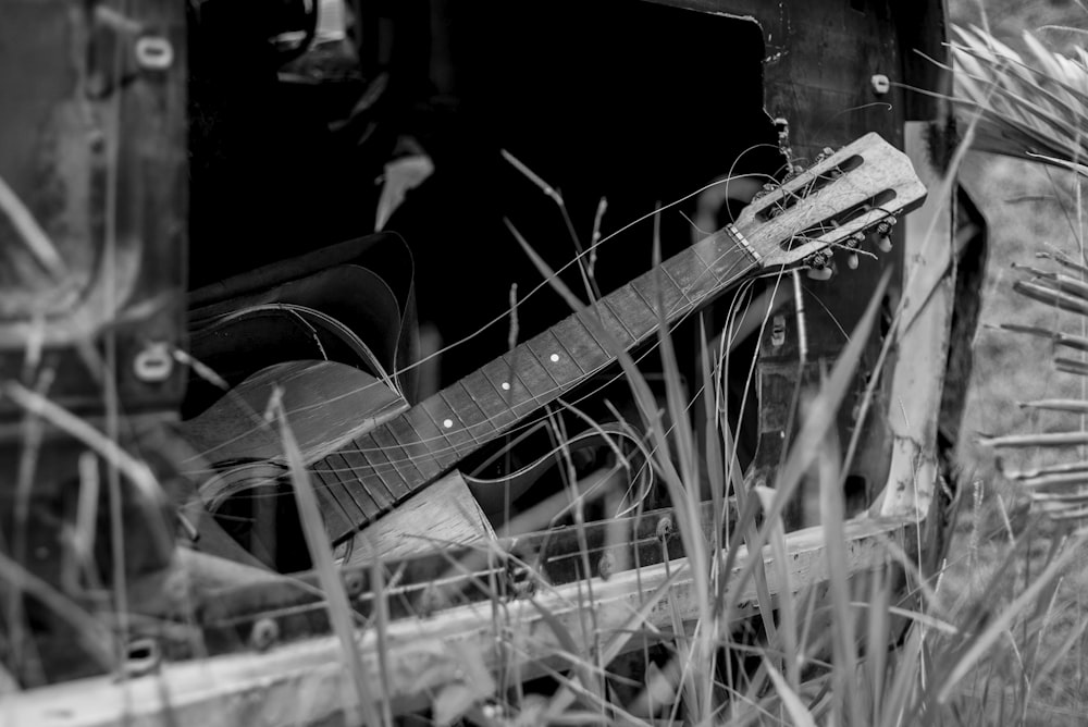 grayscale photo of guitar