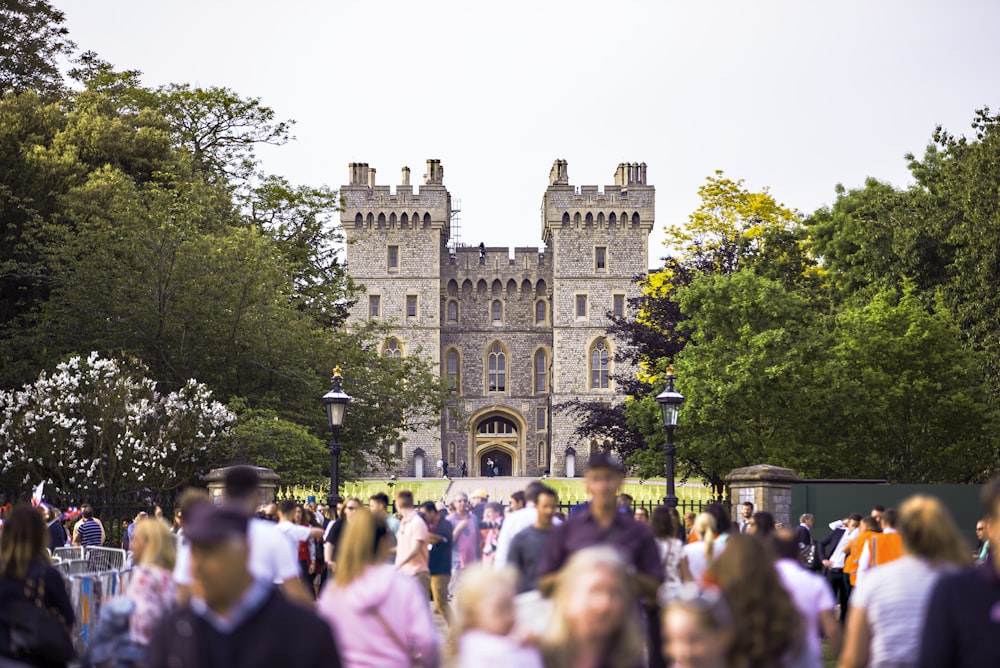 Photo de mise au point peu profonde du château pendant la journée