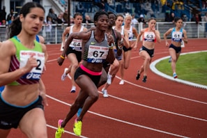 woman running competition