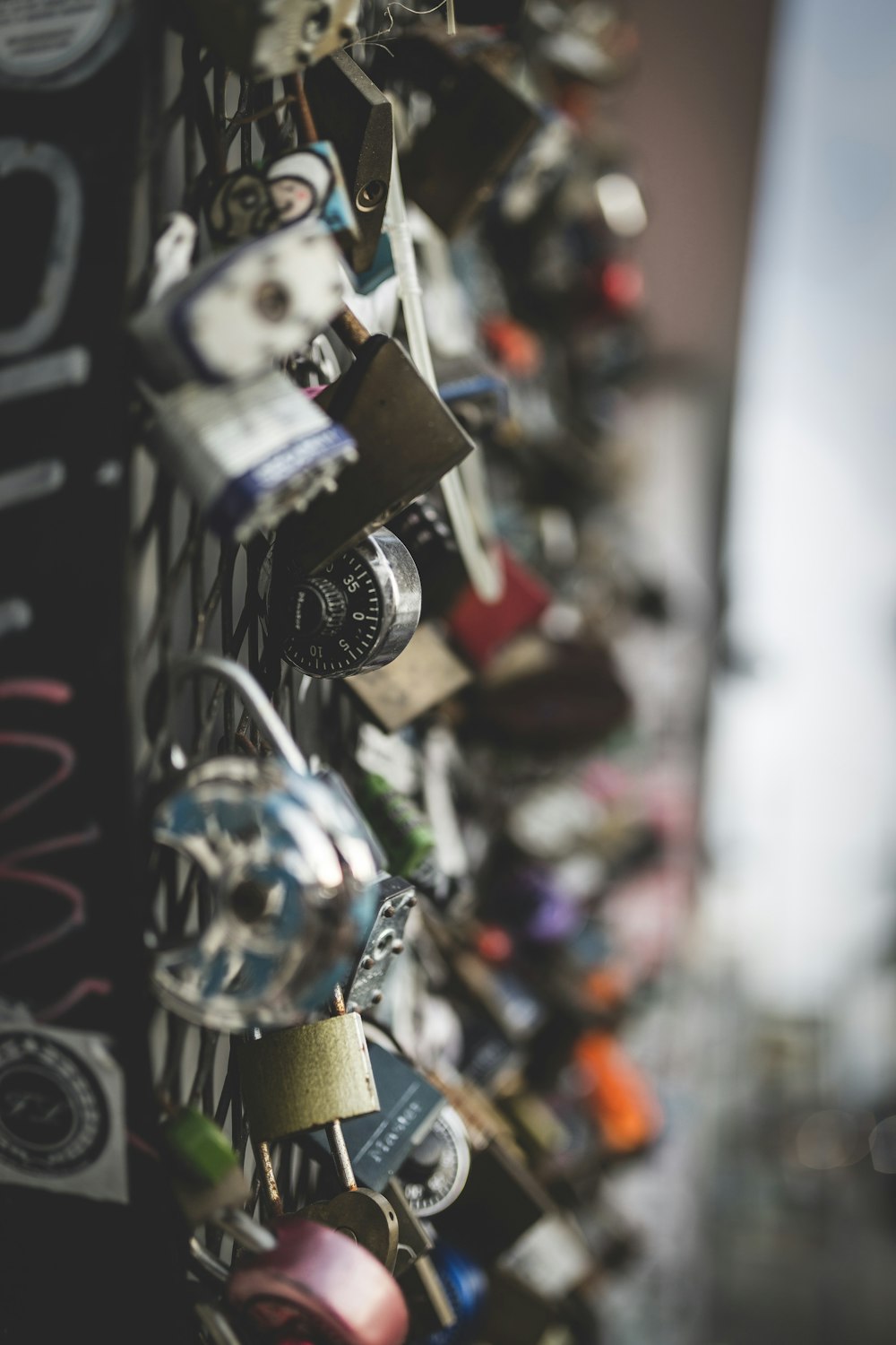 Photographie en gros plan de cadenas en métal