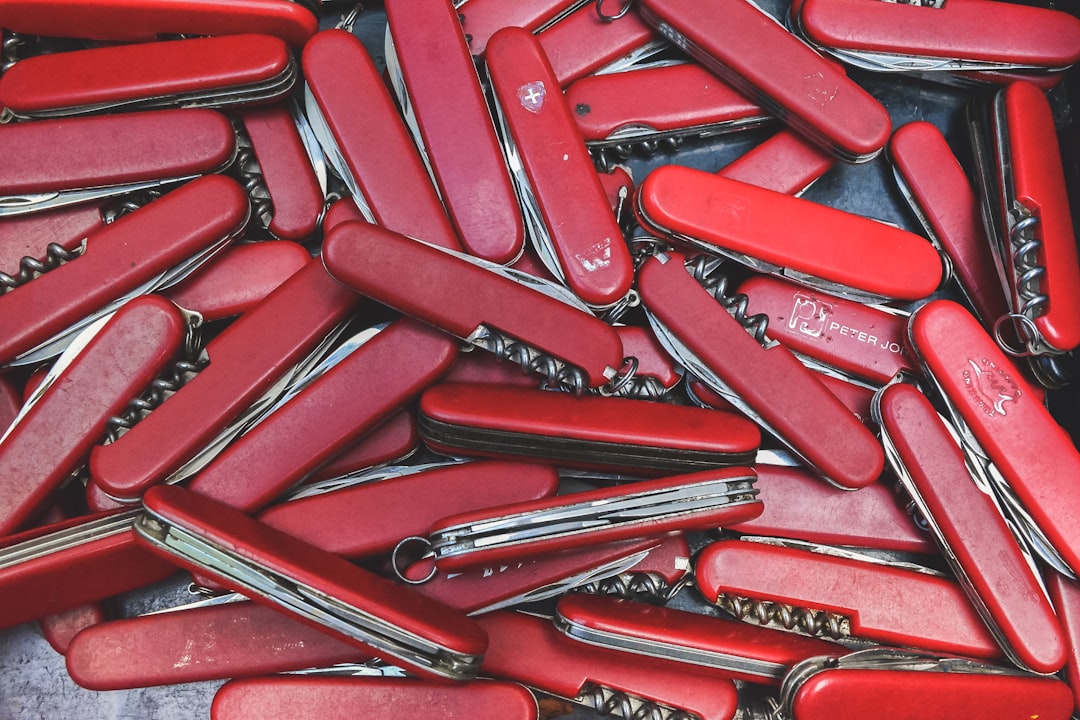 red Swiss pocket knife lot