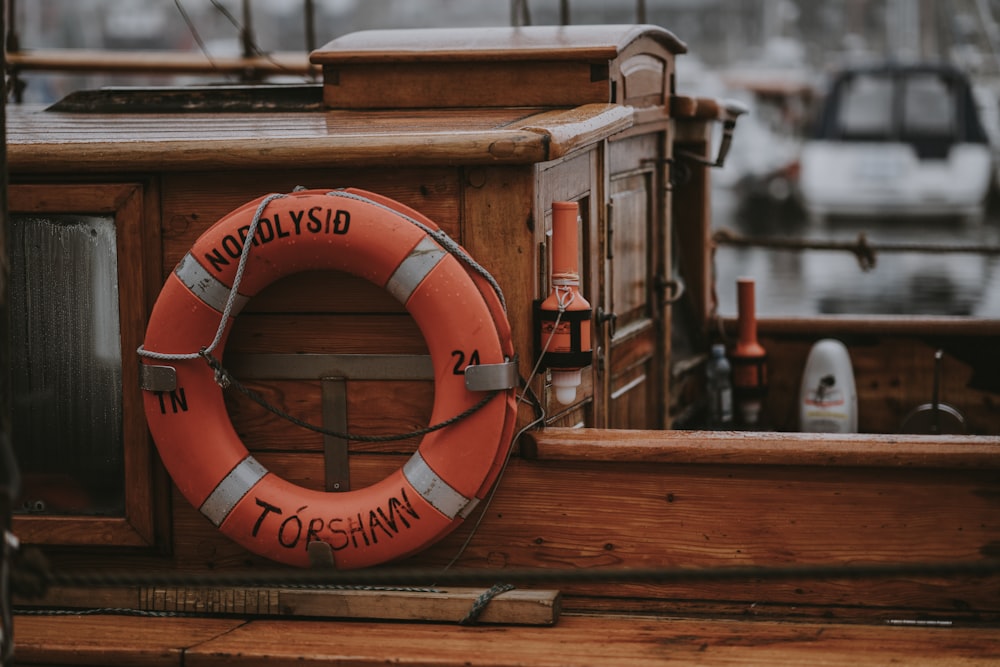 brown wooden boat close-up photo