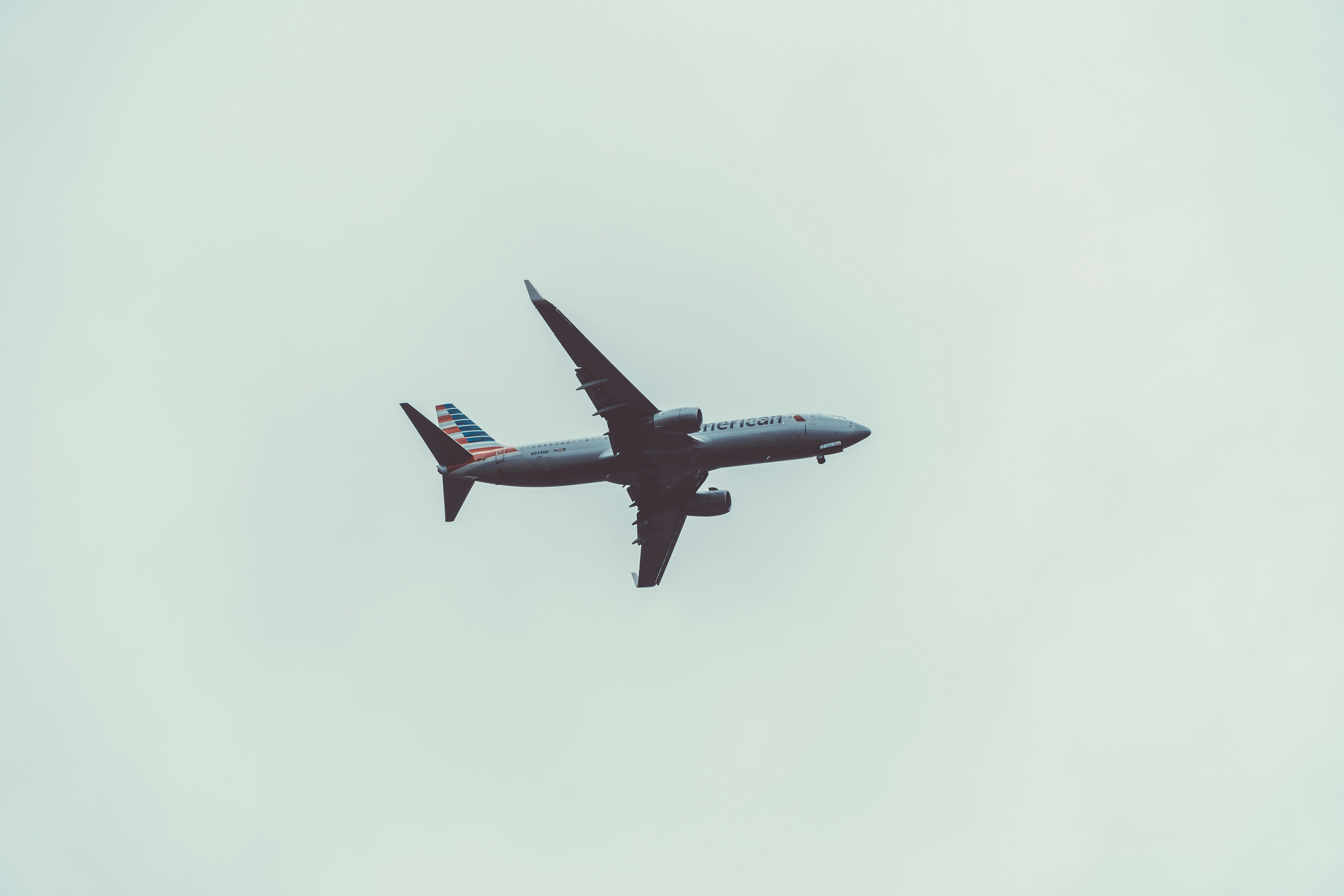 gray commercial airplane flying, Take fight