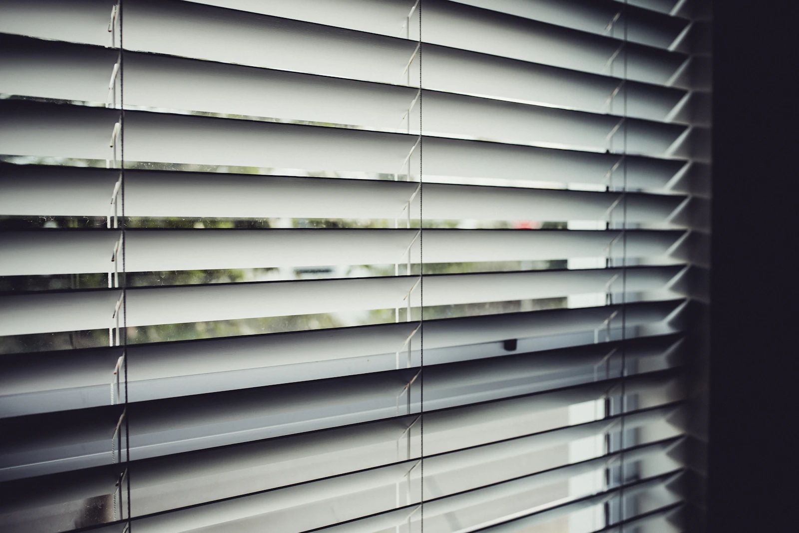 Automated Smart Blinds: Do They Actually Cut Heating and Cooling Costs?