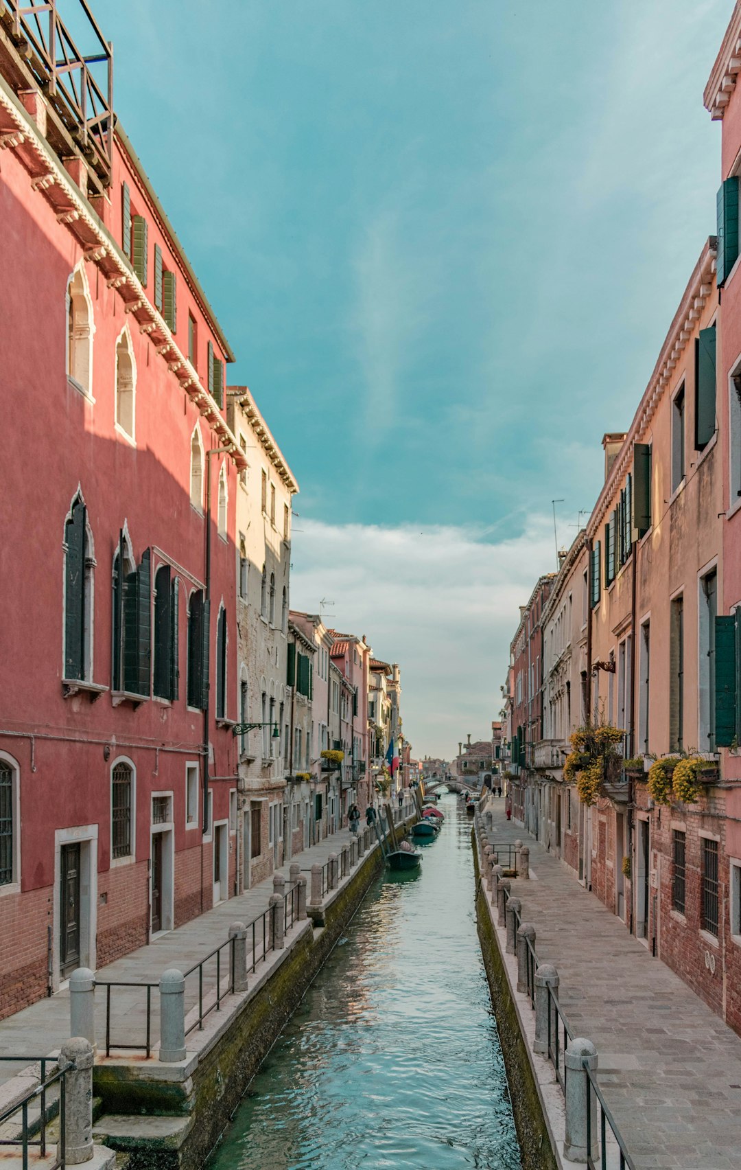 photo of Venice Town near Bridge of Sighs