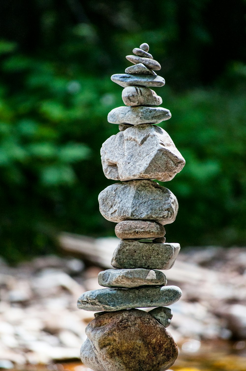 stone balancing in river