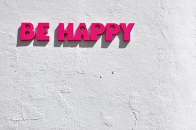 red be happy wall decor sign zoom background