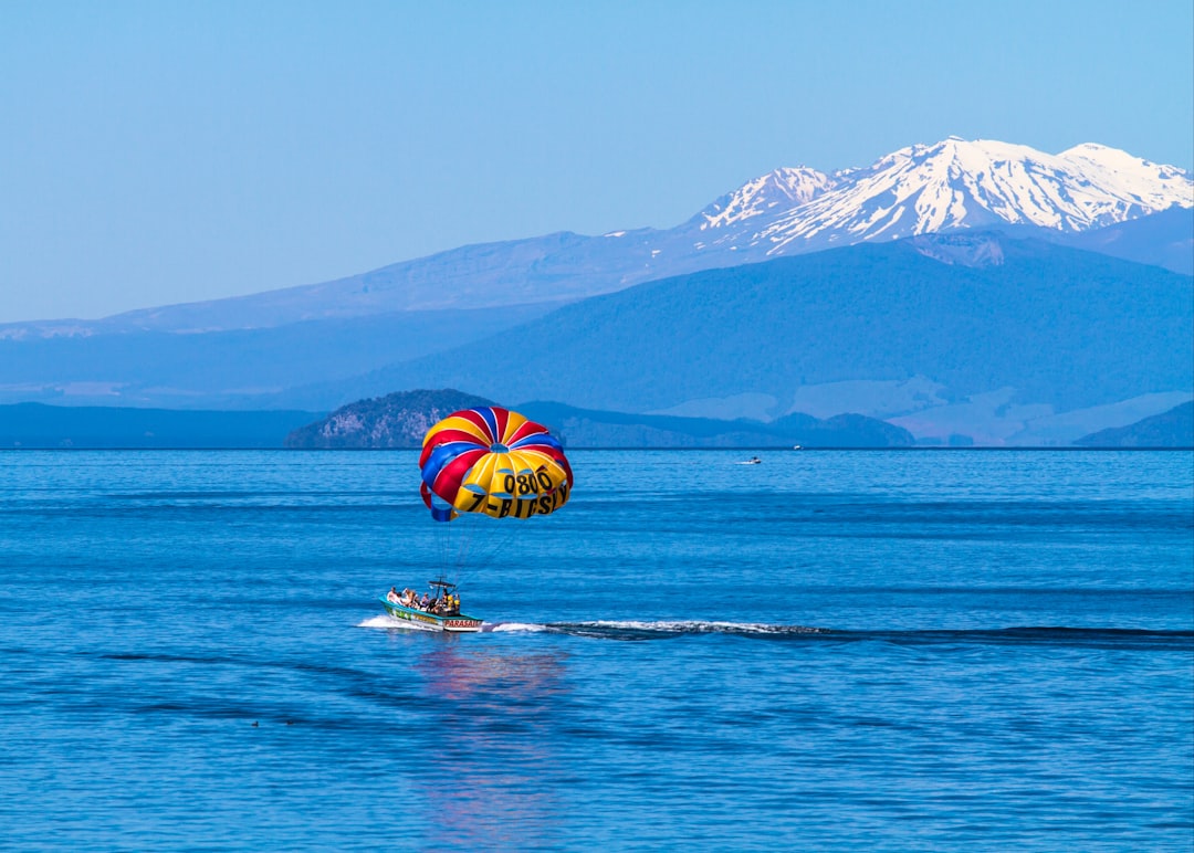 travelers stories about Parasailing in Lake Taupo, New Zealand