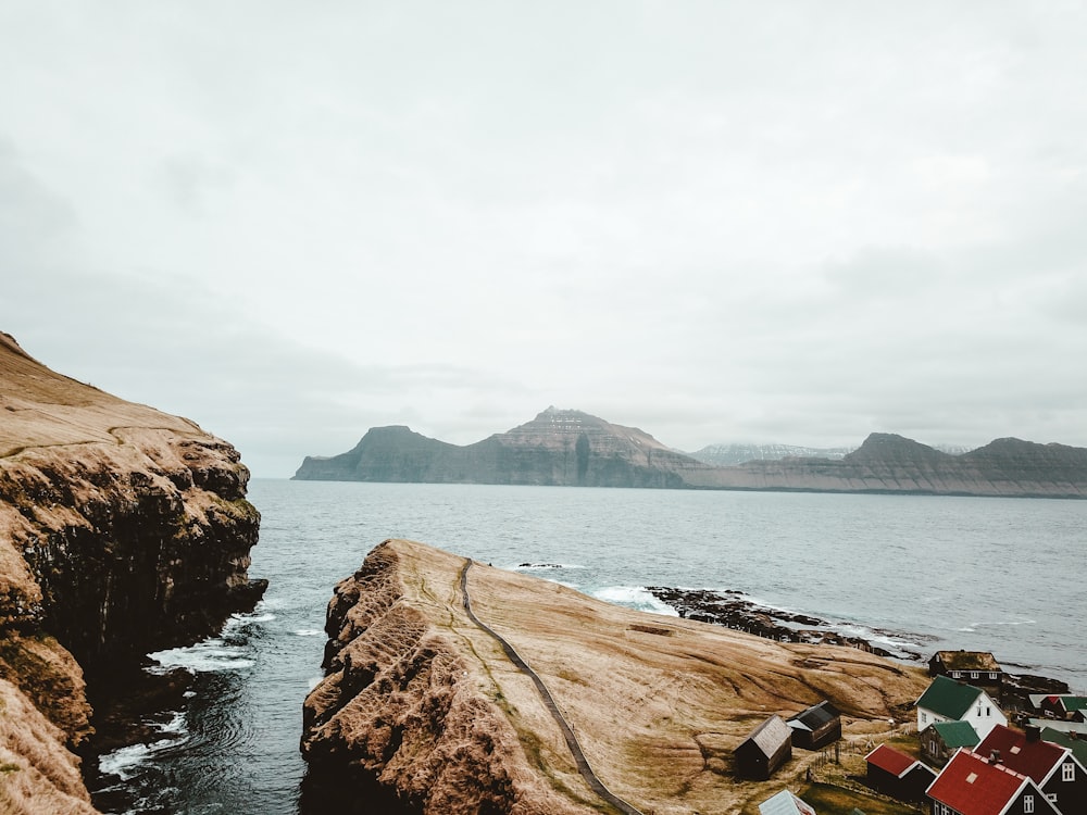 photography of body of water