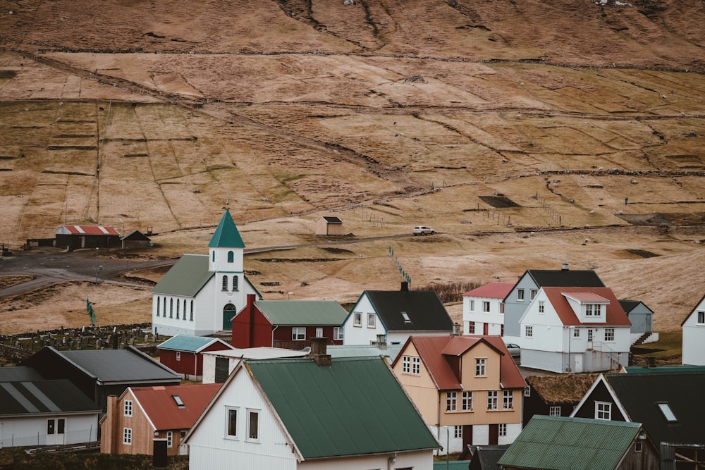 houses on brown lot