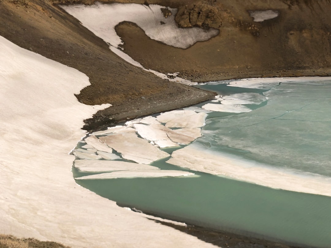 travelers stories about Coast in Viti, Iceland