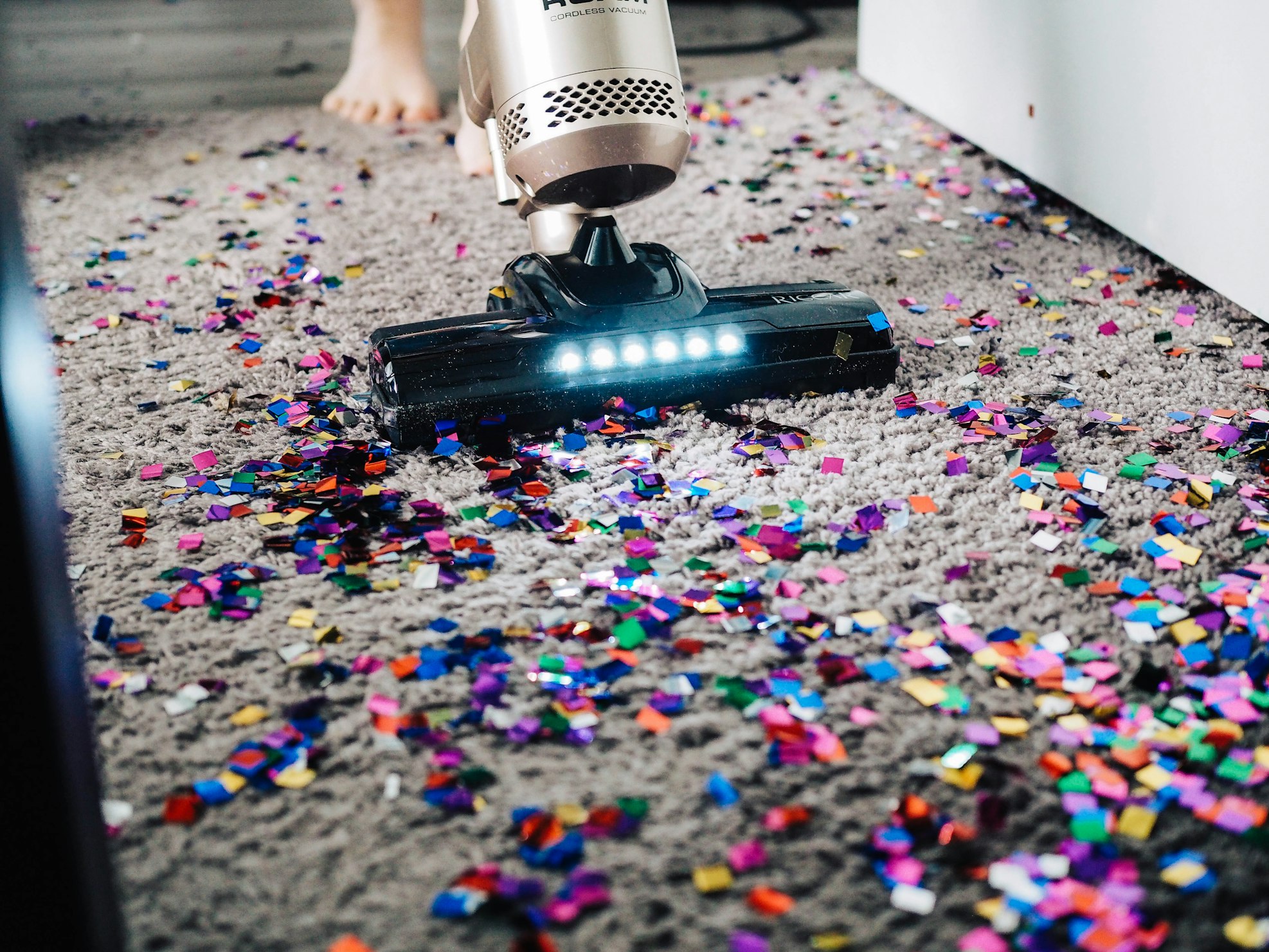 Professional Carpet Cleaning vs. DIY: Which One Is Best?