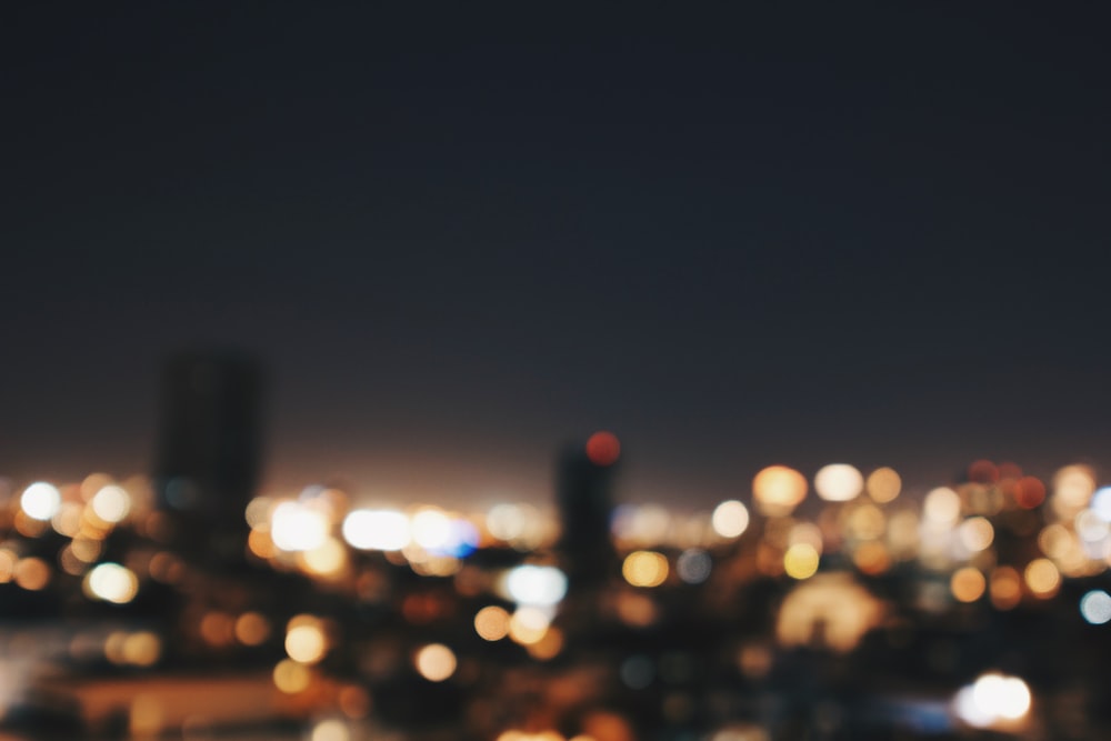 Fotografía bokeh del horizonte de la ciudad