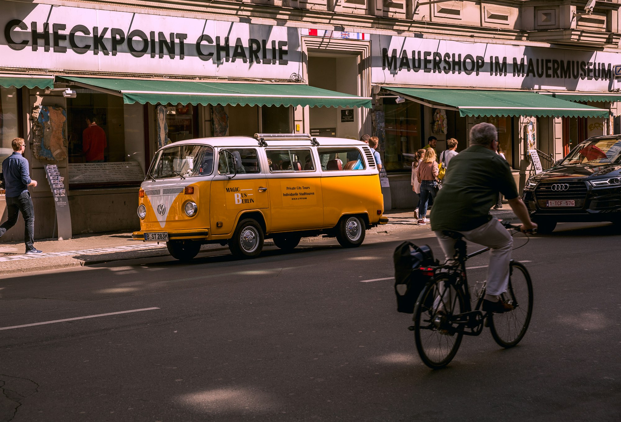 Yellow bus